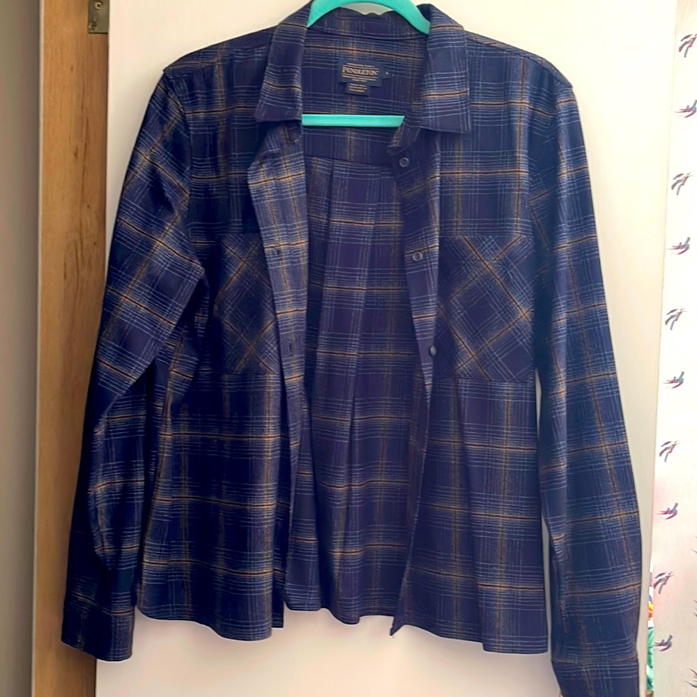 Womens Pendleton shirt